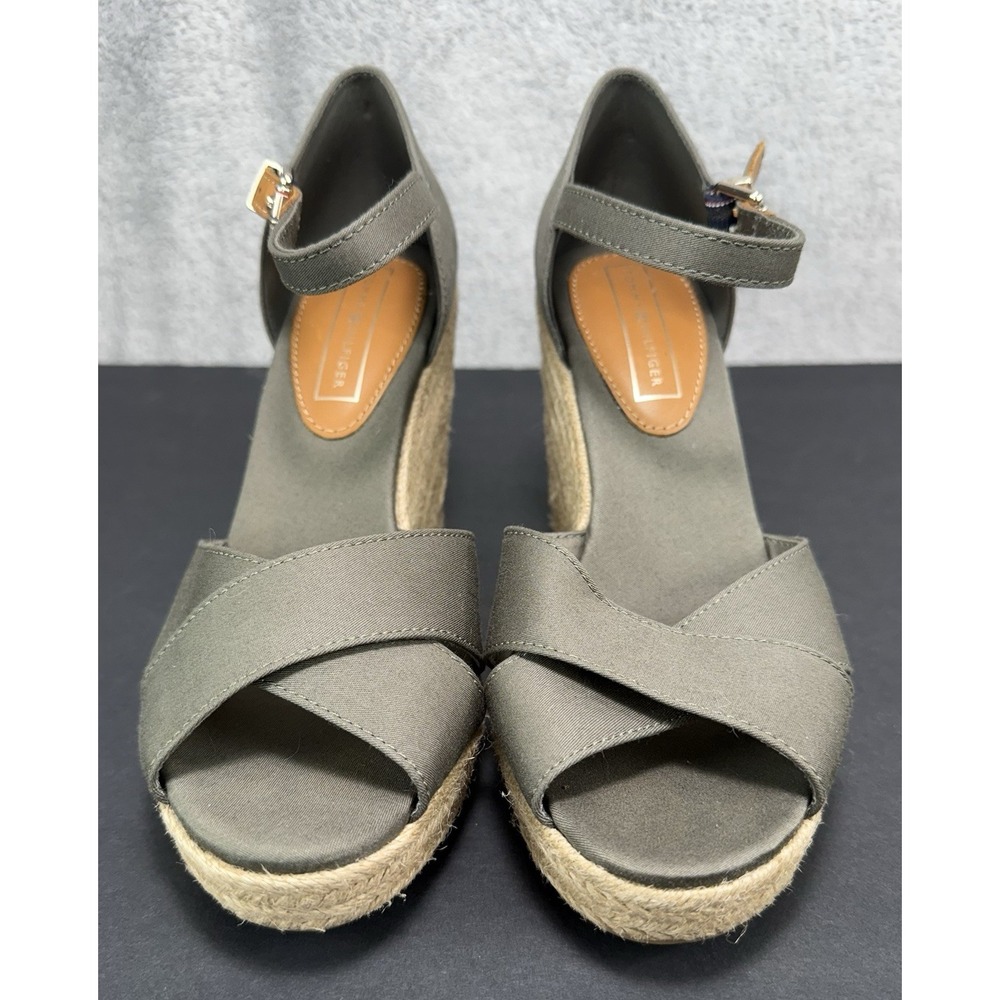 Tommy Hilfiger Espadrille Wedge Sandal Size 8.5 Selena Olive Green NWOB - Picture 3 of 11